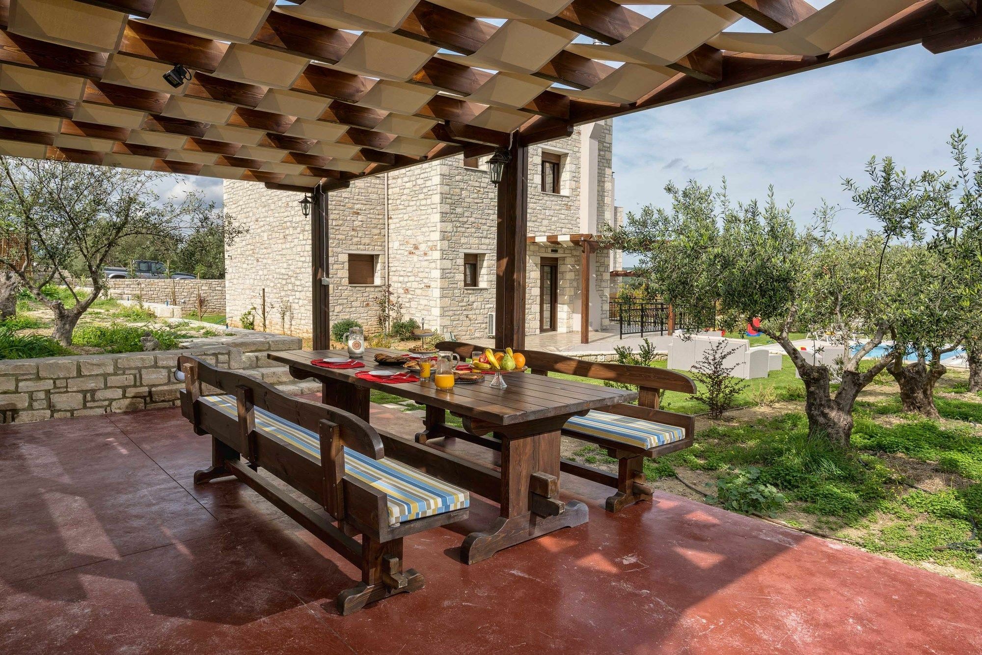 Olive Garden Villas Perama  Exterior photo